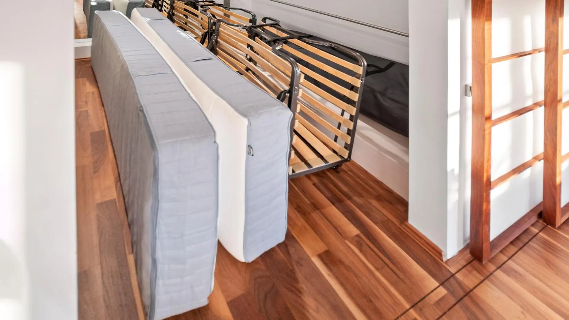 Munich Most Central Holiday Apartment 90M2 - 969 Sq Ft Of Luxury